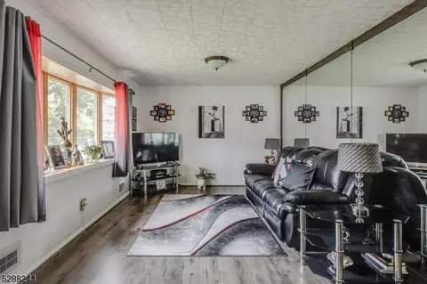 622 Spooner Ave, Plainfield, NJ 07060 photo 4
