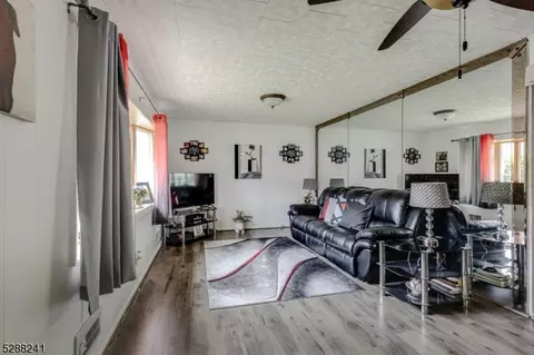 622 Spooner Ave, Plainfield, NJ 07060 photo 3