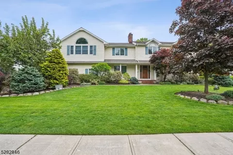 430 Roanoke Rd, Westfield, NJ 07090