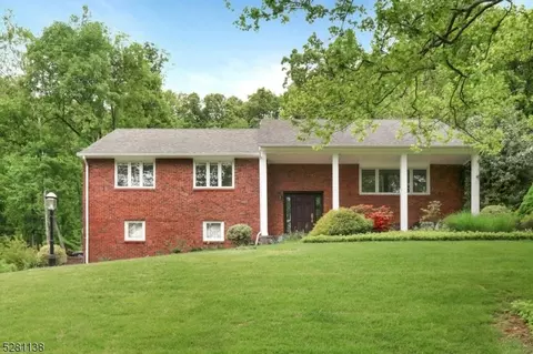 1177 Ridge Dr, Mountainside, NJ 07092