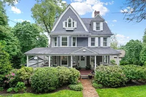 16 Oak Ridge Ave, Summit, NJ 07901 photo 3