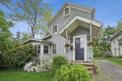 52 Pine St, Millburn, NJ 07041 photo 2