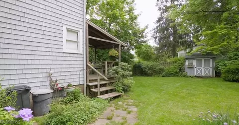 52 Pine St, Millburn, NJ 07041 photo 19