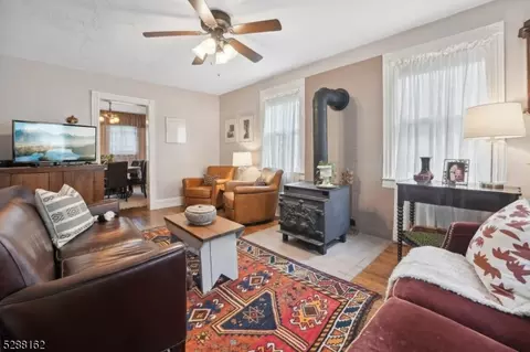 52 Pine St, Millburn, NJ 07041 photo 7