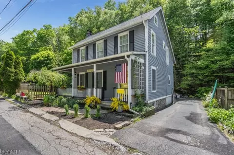 60 E Main St, High Bridge, NJ 08829