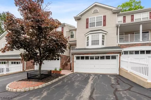 1403 Windsor Ct, Denville, NJ 07834