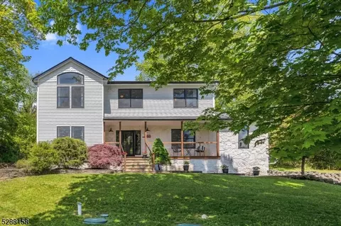 1055 Union Valley Rd, West Milford, NJ 07480