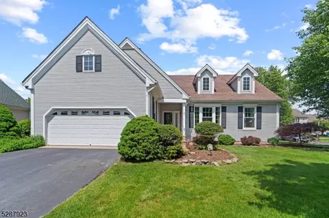 45 Strawberry Hill Rd, Somerville, NJ 08876