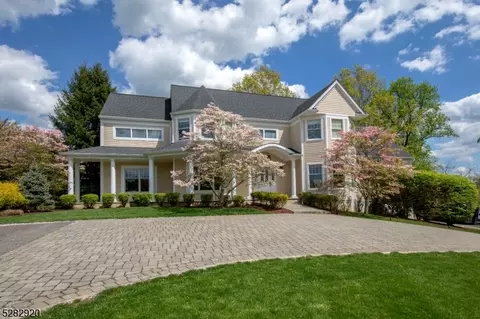 141 Meeker Rd, Basking Ridge, NJ 07920