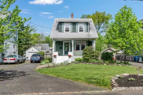 251 N Jackson Ave, North Plainfield, NJ 07060