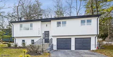 122 Roosevelt Ave, West Orange, NJ 07052