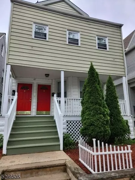 47 Hilton St, East Orange, NJ 07017