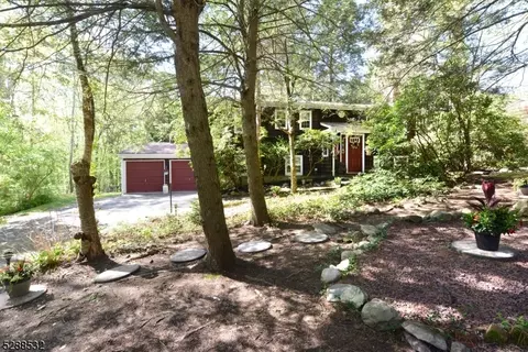 159 La Rue Rd, West Milford Twp, NJ 07435