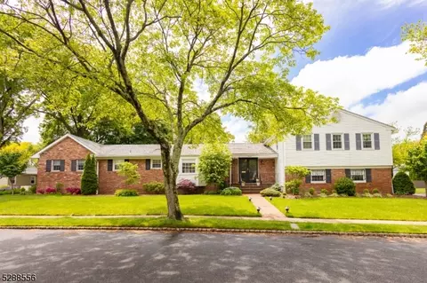 11 Norwood Rd, Springfield, NJ 07081