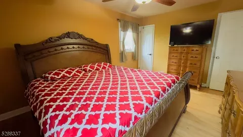 30 Burke Rd, Wayne, NJ 07470 photo 17