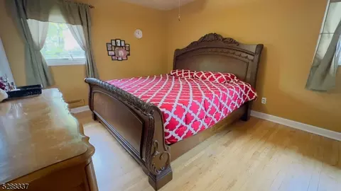 30 Burke Rd, Wayne, NJ 07470 photo 5