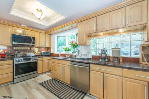 20 Brookway, Nutley, NJ 07110 photo 10