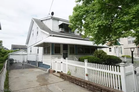 256-258 Weequahic Ave, Newark, NJ 07112