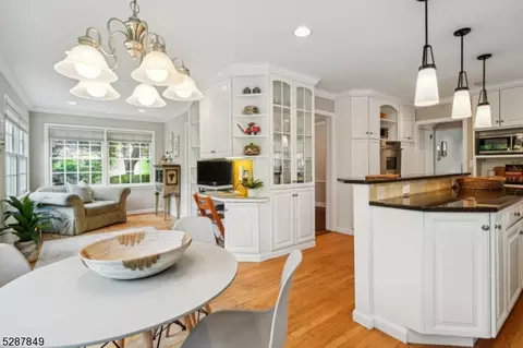 104 Wellington Ave, Millburn Twp, NJ 07078