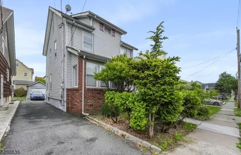 11 Hillman St, Clifton, NJ 07011