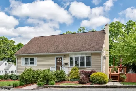 34 Lotz Ave, North Haledon, NJ 07508