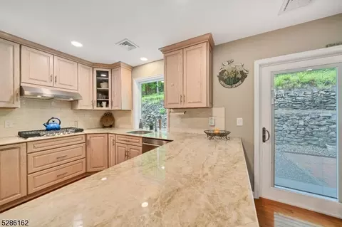 86 Bald Eagle Rd, Hackettstown, NJ 07840 photo 13