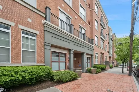 443 2nd St #314, Jersey City, NJ 07302