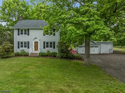 518 New Centre Rd, Hillsborough, NJ 08844