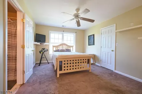 Bedroom - 4 Red Maple Ln, Flanders, NJ 07836 photo 3 of 5