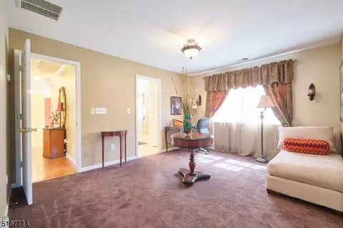 Entry Way - 4 Red Maple Ln, Flanders, NJ 07836 photo 4 of 6