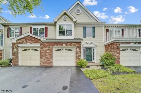 237 Amethyst Way, Franklin Park, NJ 08823