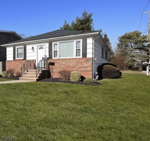 82 Broadway, Clark, NJ 07066
