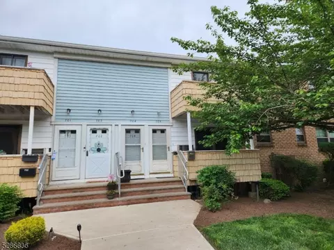 703 Westminster Ct, Hillsborough, NJ 08844