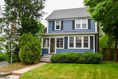 7 Van Dyke Pl, Summit, NJ 07901
