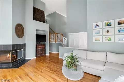 8 Colonial Ct, Montgomery, NJ 08558 photo 10