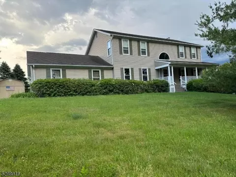 55 Armstrong Rd, Wantage, NJ 07461