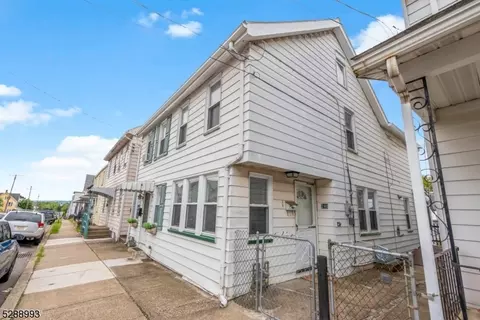 240 Chambers St, Phillipsburg, NJ 08865