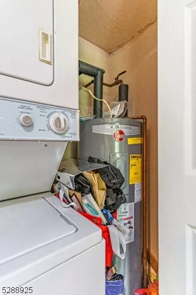 89 Kansas St #2B, Hackensack, NJ 07601 photo 13