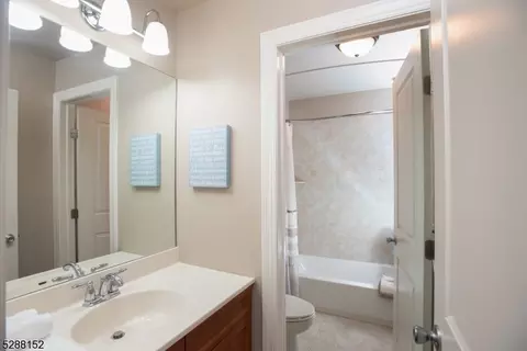 4 Deats Dr, Flemington, NJ 08822 photo 27