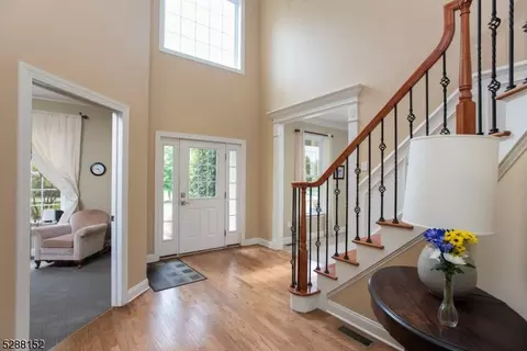 4 Deats Dr, Flemington, NJ 08822 photo 6