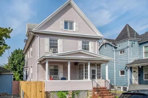 10 Hartwell St, New Brunswick, NJ 08901