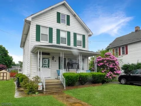 50 W Johnston St, Washington, NJ 07882