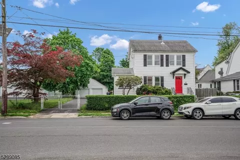 312 Emerson Ave, Plainfield, NJ 07062 photo 2