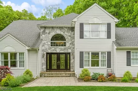 12 Rebecca Ct, Randolph, NJ 07869