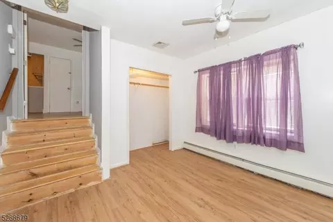 102 Jefferson St, Haskell, NJ 07420 photo 6