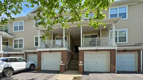 32 Carter Rd, Haskell, NJ 07420