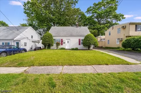 11 Cathy Ave, Hawthorne, NJ 07506