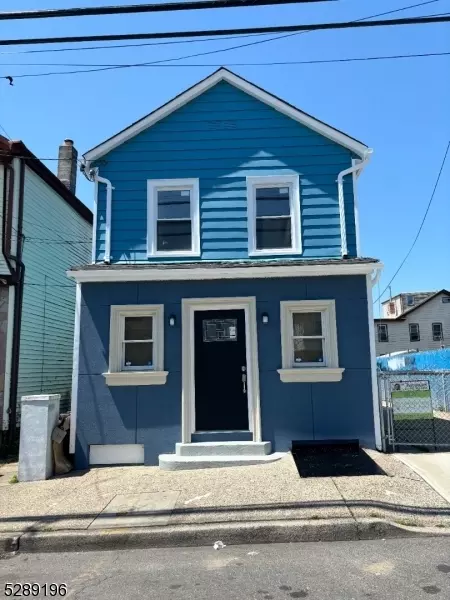 329 Crosby Ave, Paterson, NJ 07502