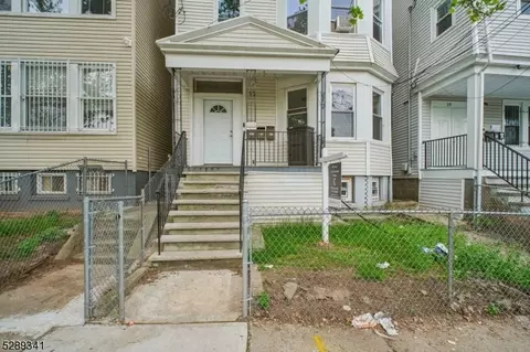 17 20th Ave, Irvington, NJ 07111