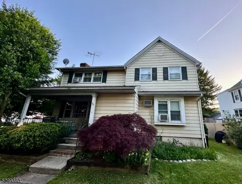 26 S 9th Ave, Manville, NJ 08835